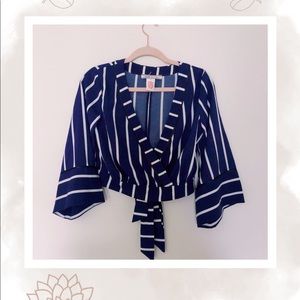 Cropped Long Sleeve Shirt